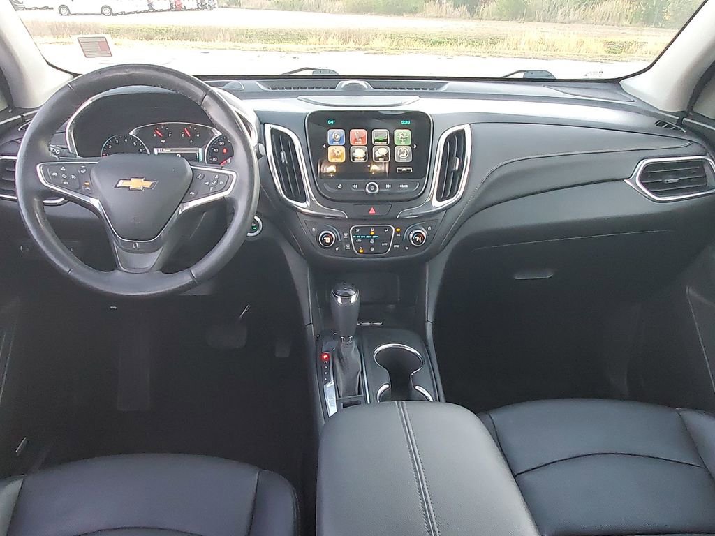 Used 2018 Chevrolet Equinox Premier image 24