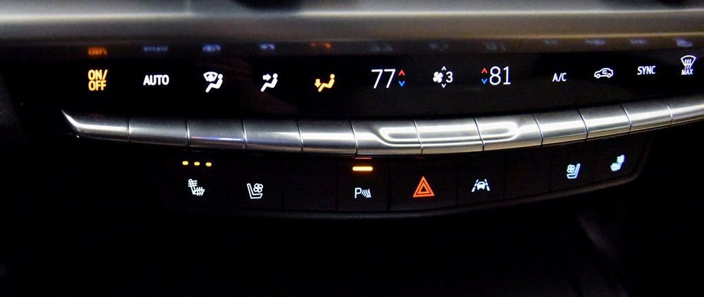 Used 2024 Cadillac XT4 Premium Luxury image 22