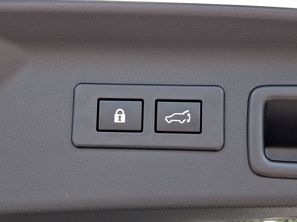 Certified 2025 Subaru Forester Premium AWD/4WD image 29
