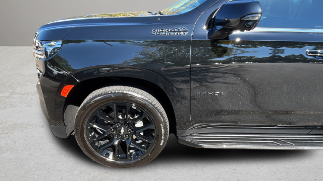 Used 2024 Chevrolet Tahoe High Country AWD/4WD image 40