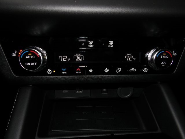 New 2025 Mitsubishi Outlander SEL Black Edition image 24