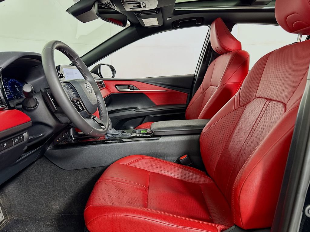 Used 2025 Toyota Camry XSE w/ Premium Package image 11