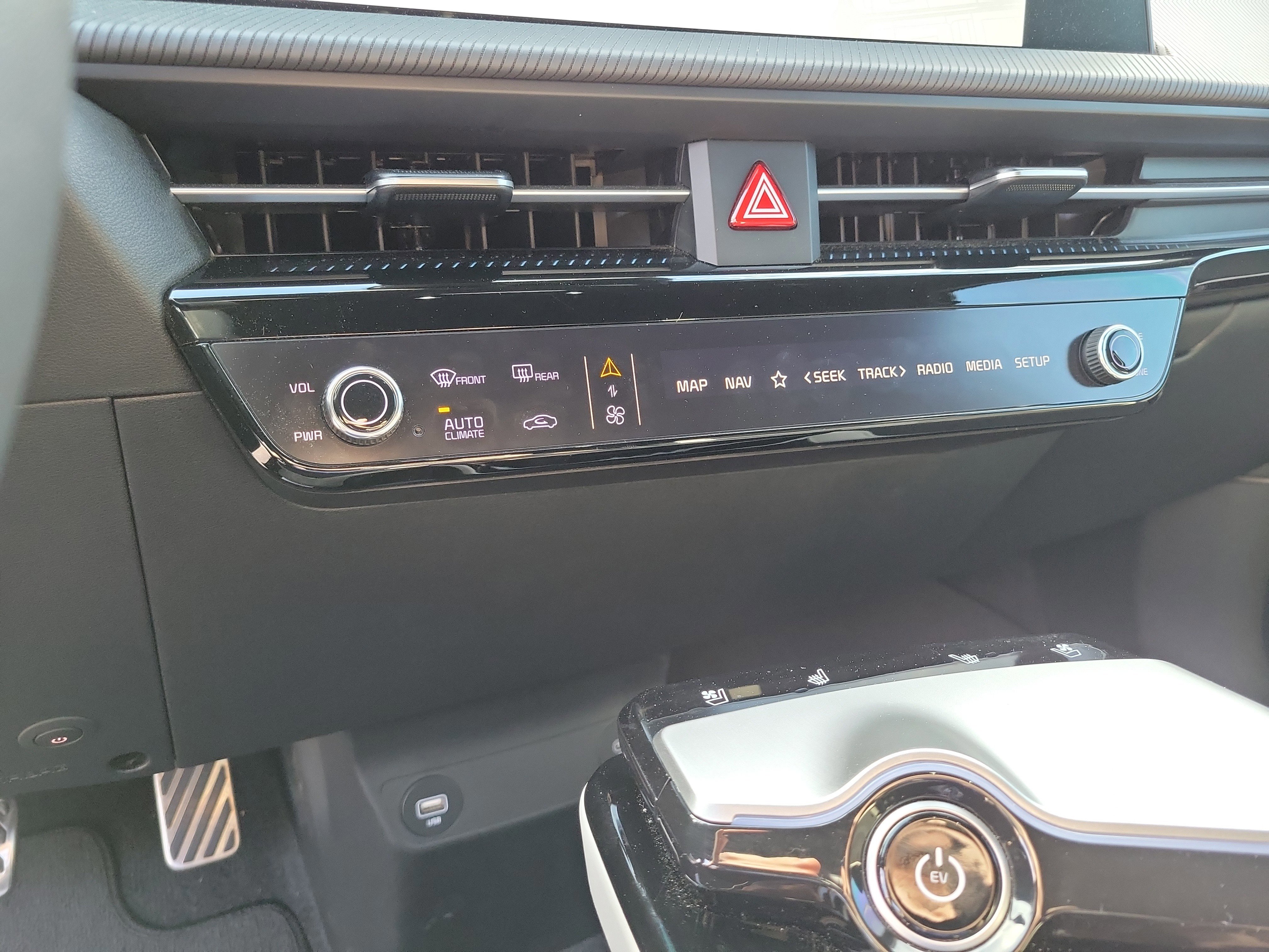 Certified 2024 Kia EV6 GT-Line RWD image 15