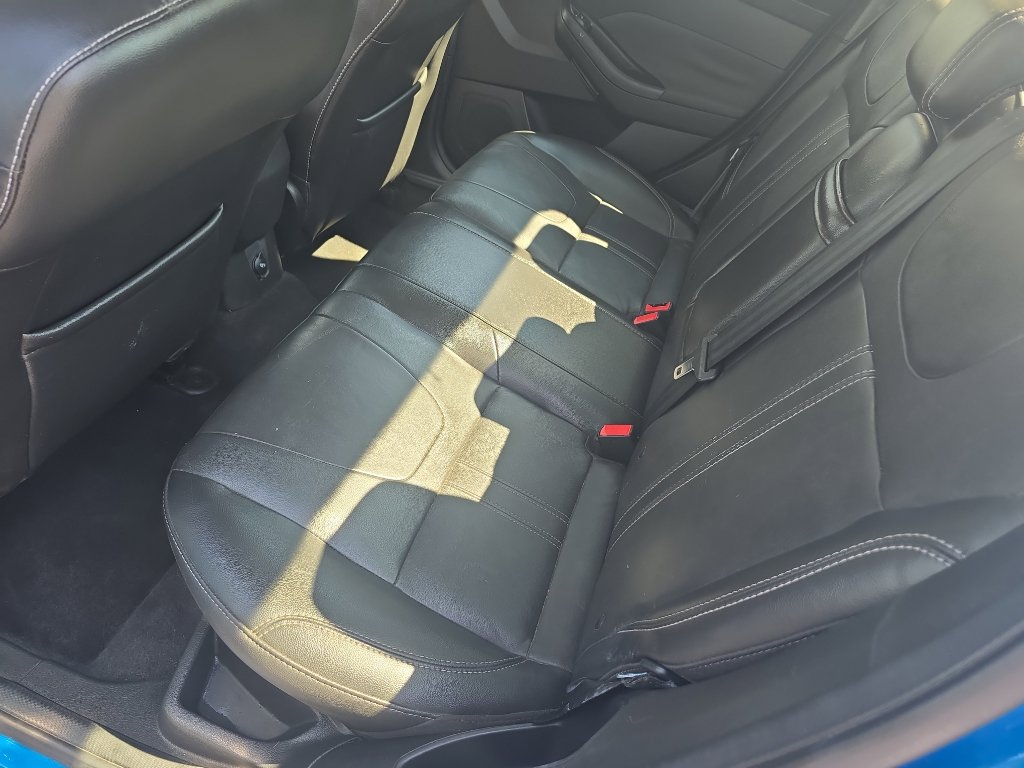 Used 2012 Ford Focus Titanium image 17