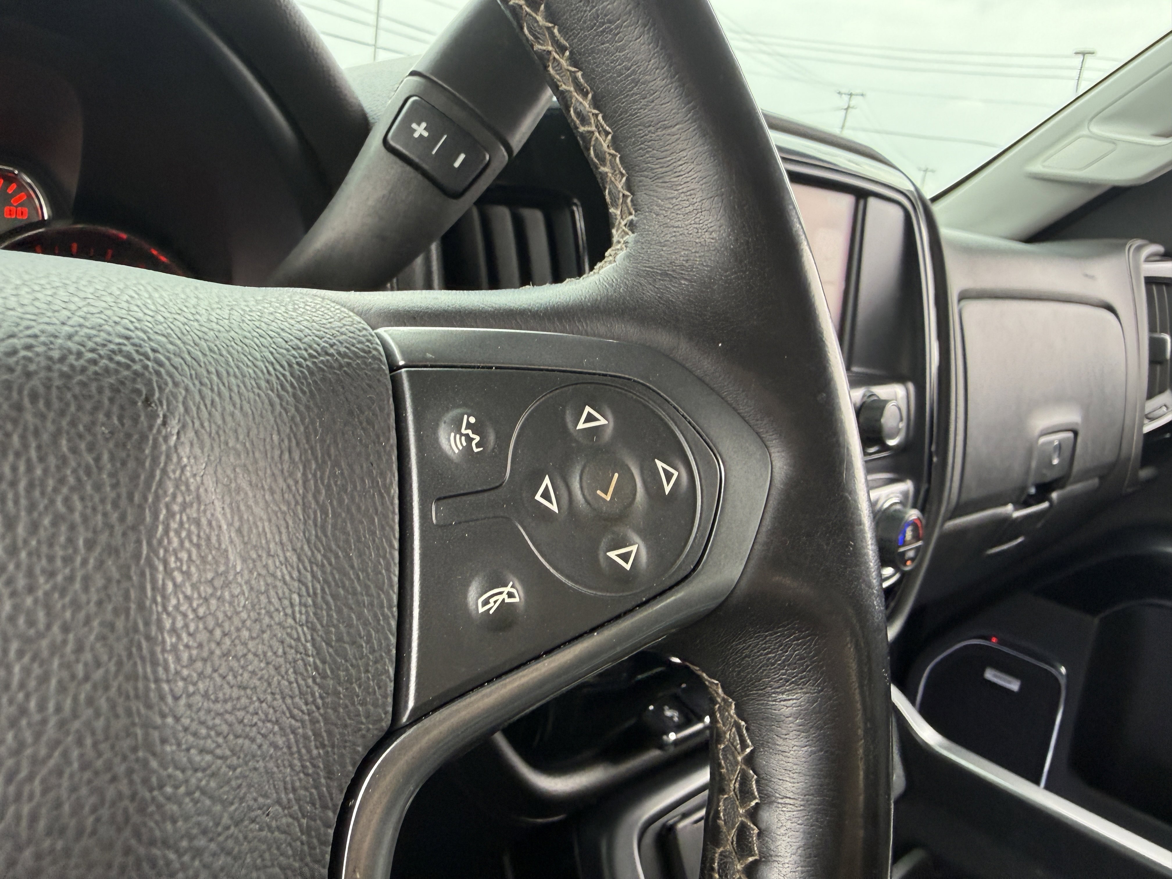 Used 2017 Chevrolet Silverado 1500 LTZ Z71 w/ LTZ Plus Package image 19