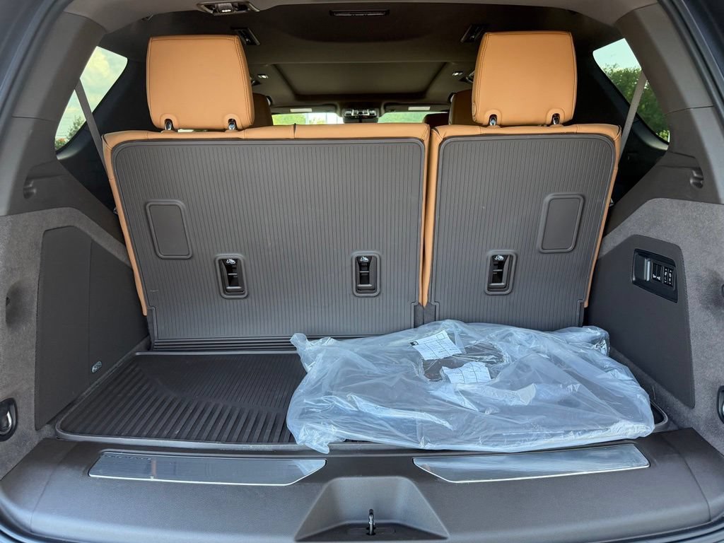 New 2026 Cadillac Escalade Luxury w/ Touring Package AWD/4WD image 41