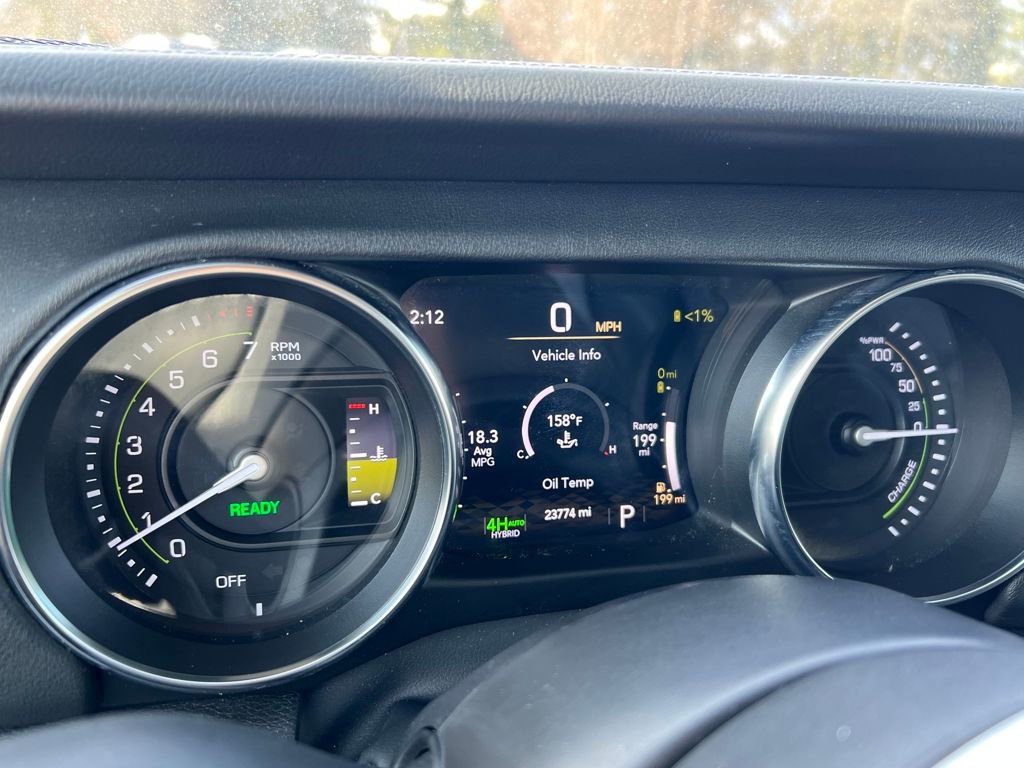 Used 2022 Jeep Wrangler Unlimited Sahara w/ Cold Weather Group image 22