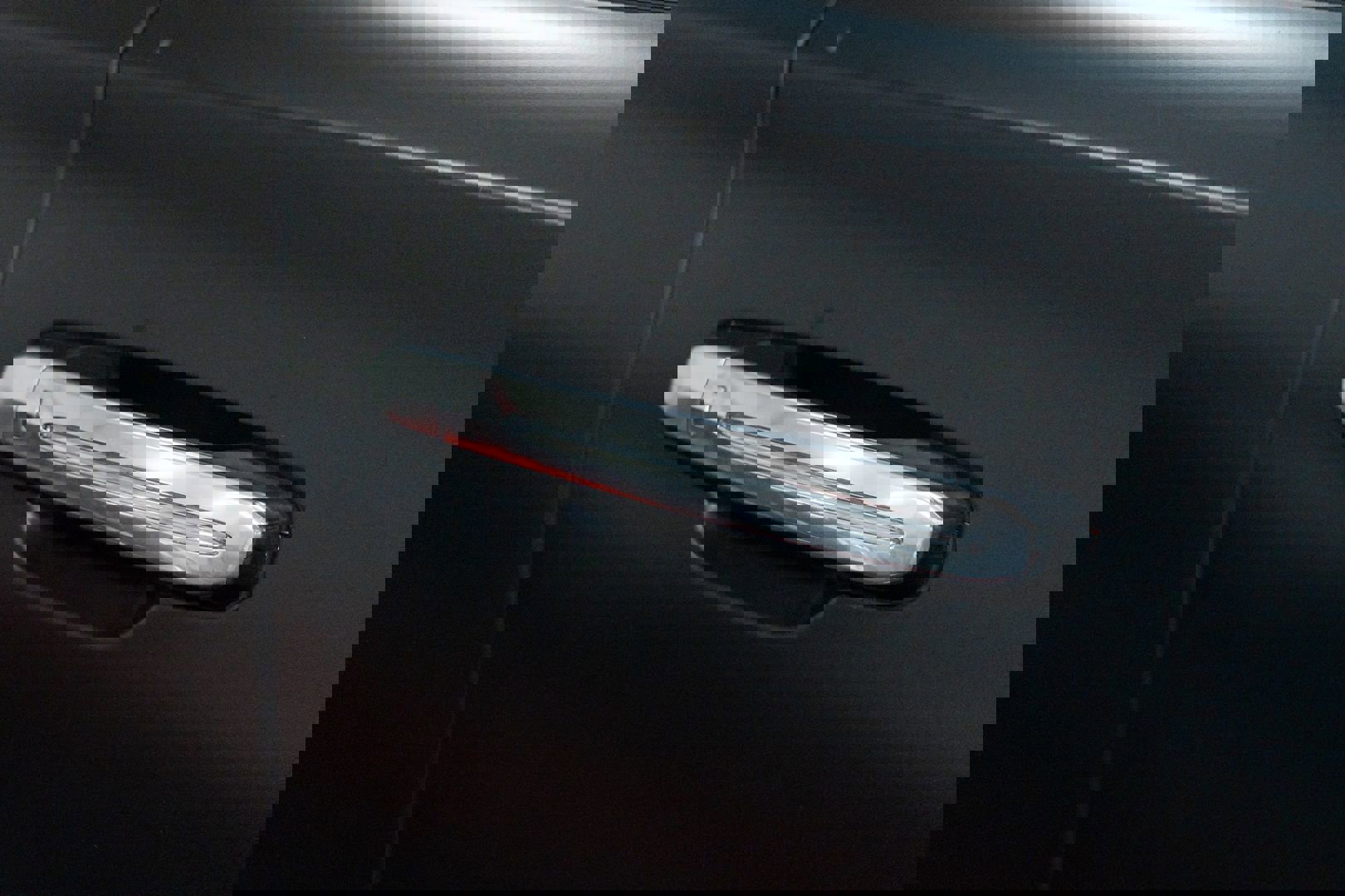 Used 2016 Cadillac Escalade ESV Platinum image 16