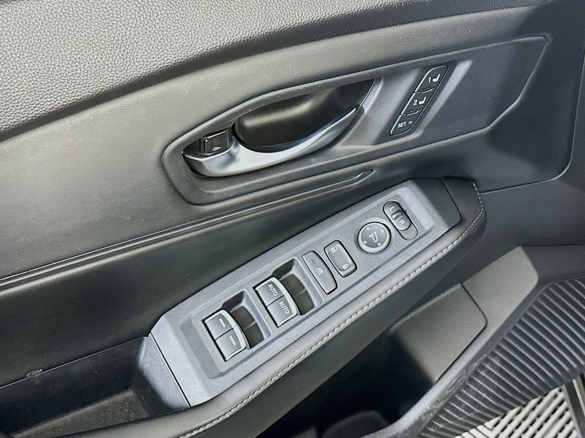 Used 2023 Honda Accord Sport image 15