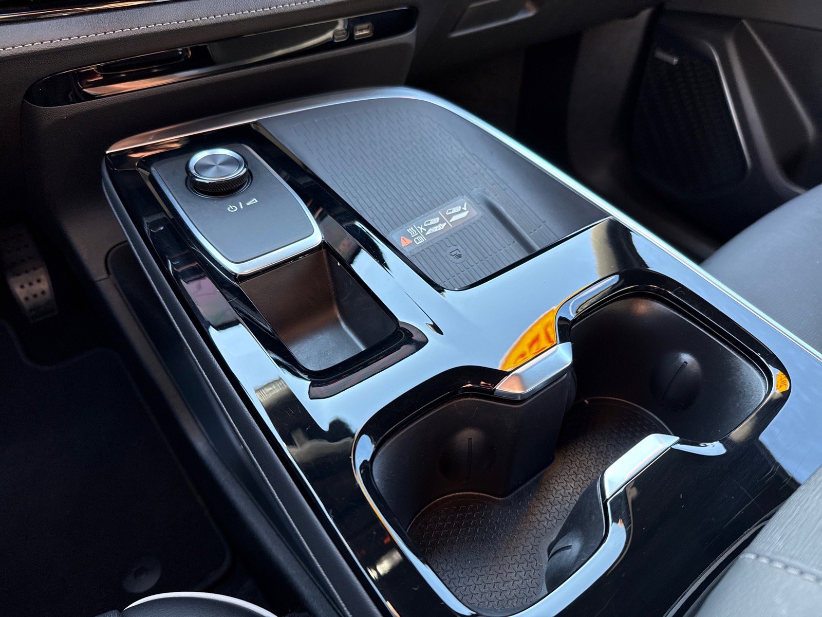 Used 2025 Buick Enclave Preferred image 21