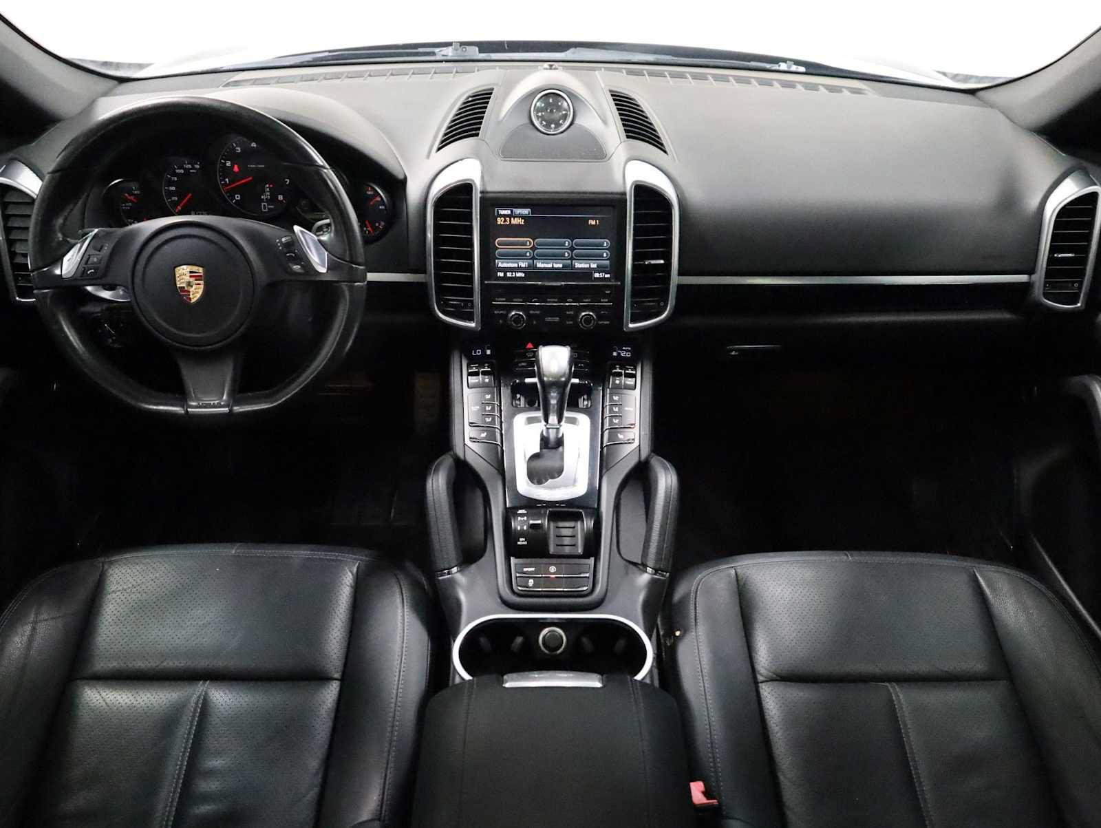 Used 2014 Porsche Cayenne Platinum Edition AWD/4WD image 26
