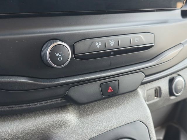 Certified 2023 Ford E-Transit Medium Roof image 19