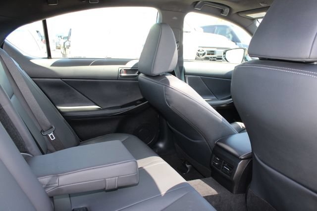 Certified 2025 Lexus IS 300 F Sport AWD/4WD image 7