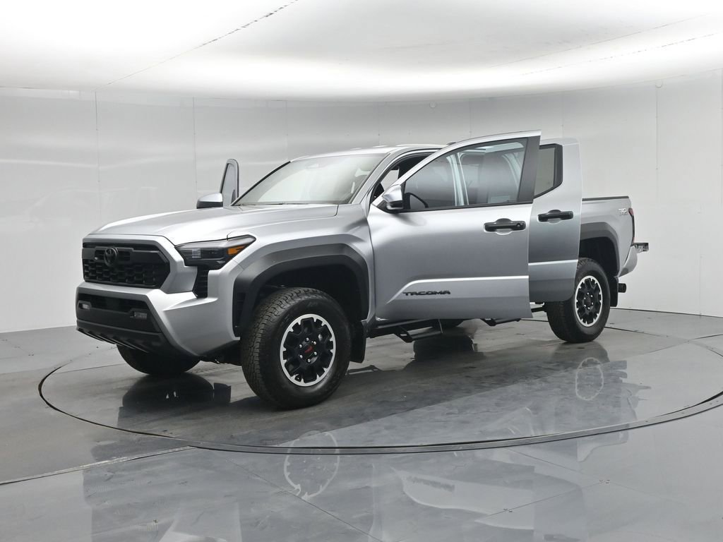 Used 2025 Toyota Tacoma TRD Off-Road image 32