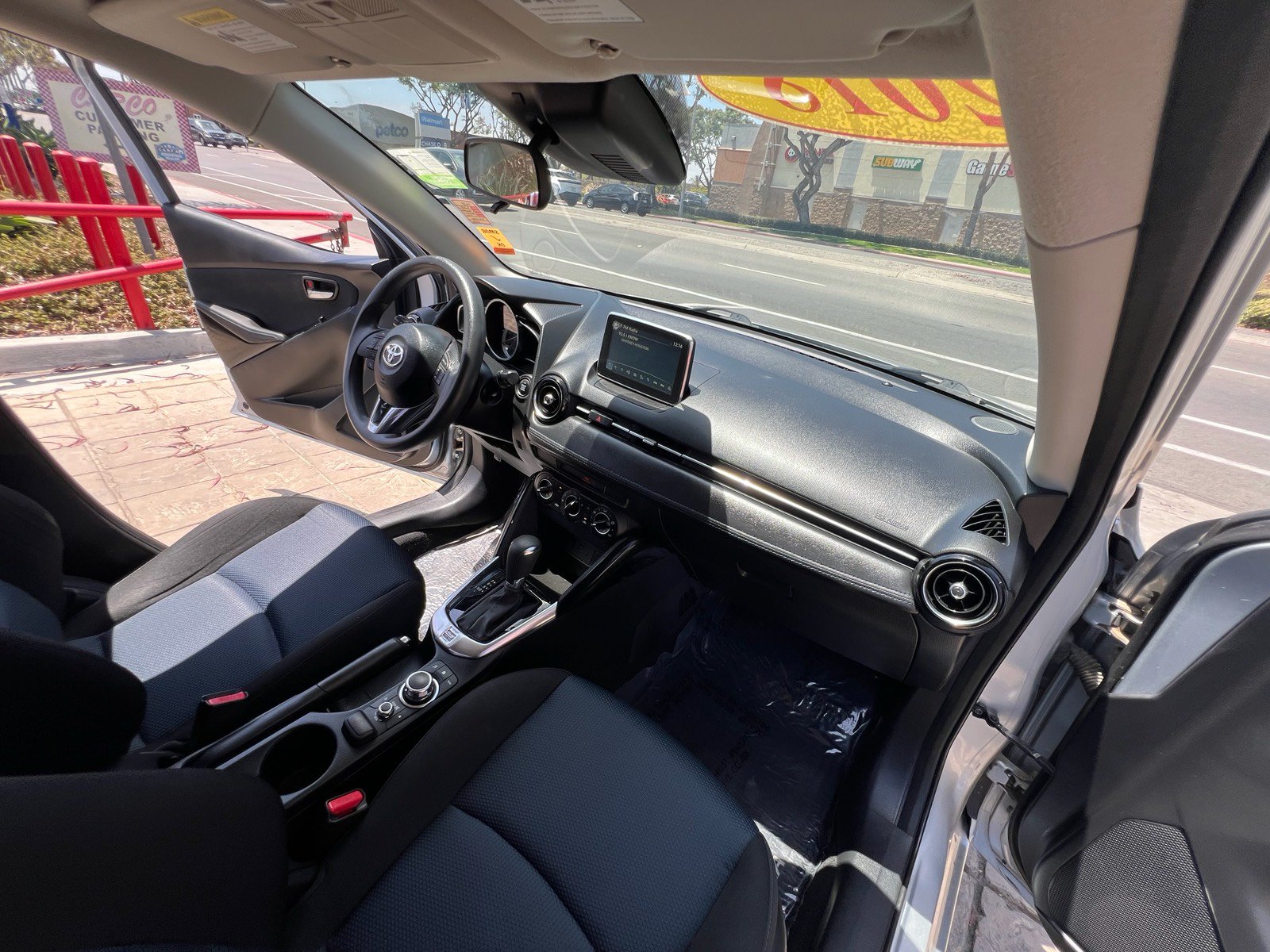 Used 2018 Toyota Yaris iA FWD image 34