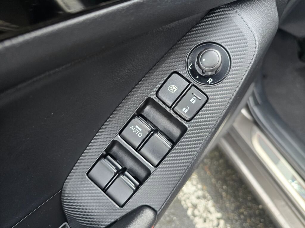 Used 2016 MAZDA MAZDA3 s Grand Touring image 17