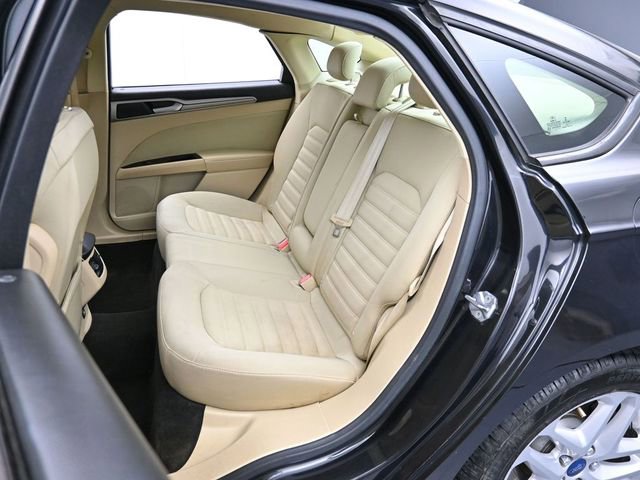 Used 2013 Ford Fusion SE image 25