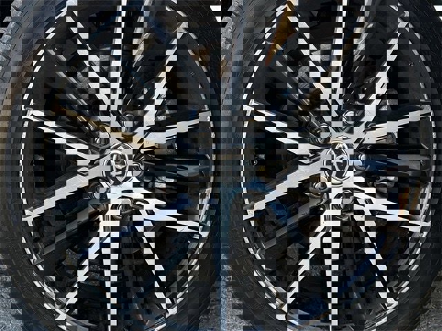 Used 2024 Toyota Camry SE image 9