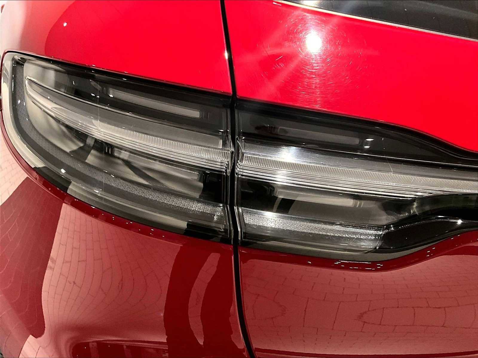 Used 2024 Porsche Macan image 34