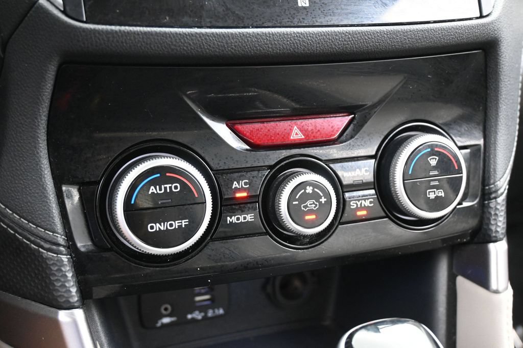 Used 2022 Subaru Forester Limited AWD/4WD image 21