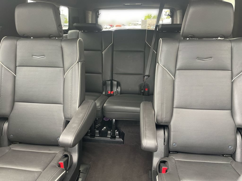 Used 2024 Cadillac Escalade ESV Sport AWD/4WD image 37