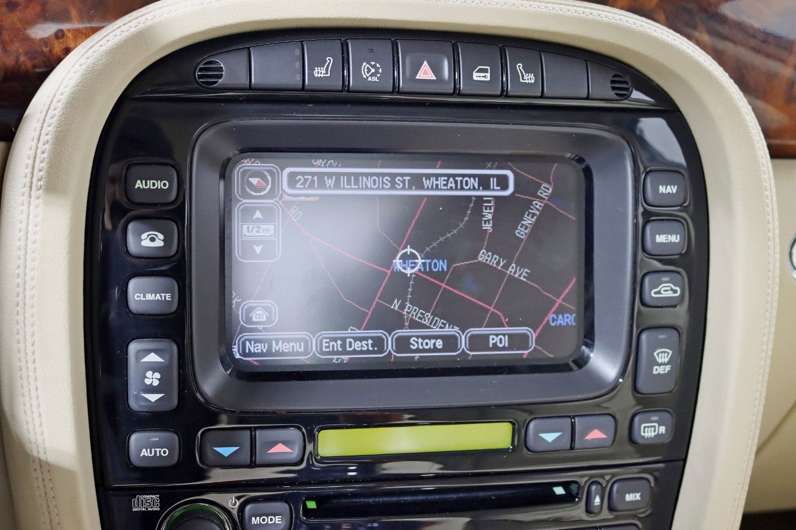 Used 2007 Jaguar XJ8 image 18