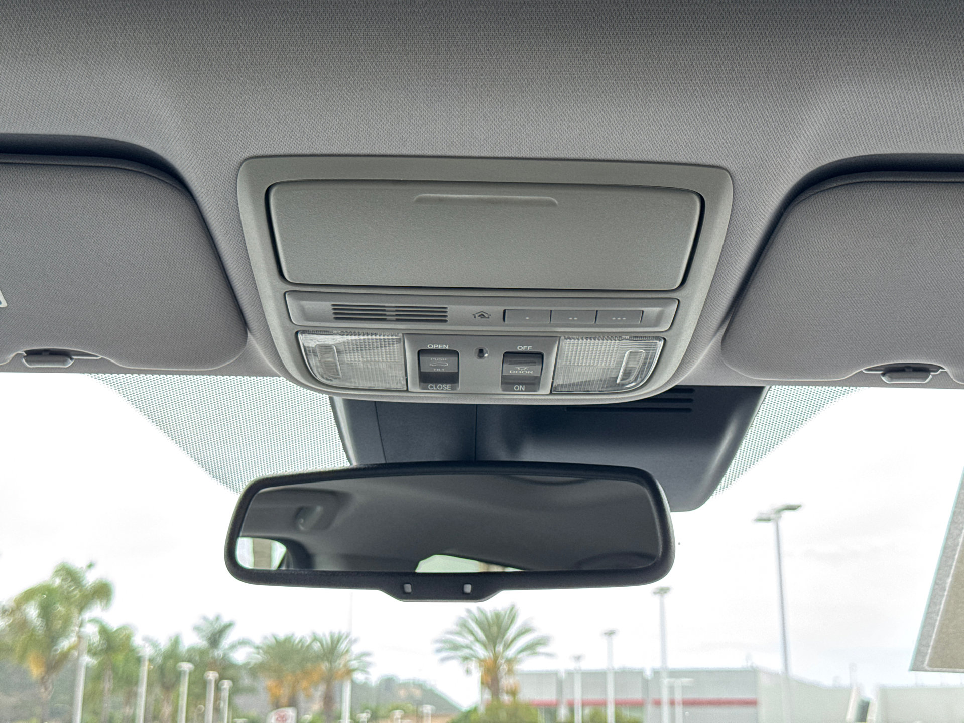 Used 2018 Honda CR-V Touring image 25