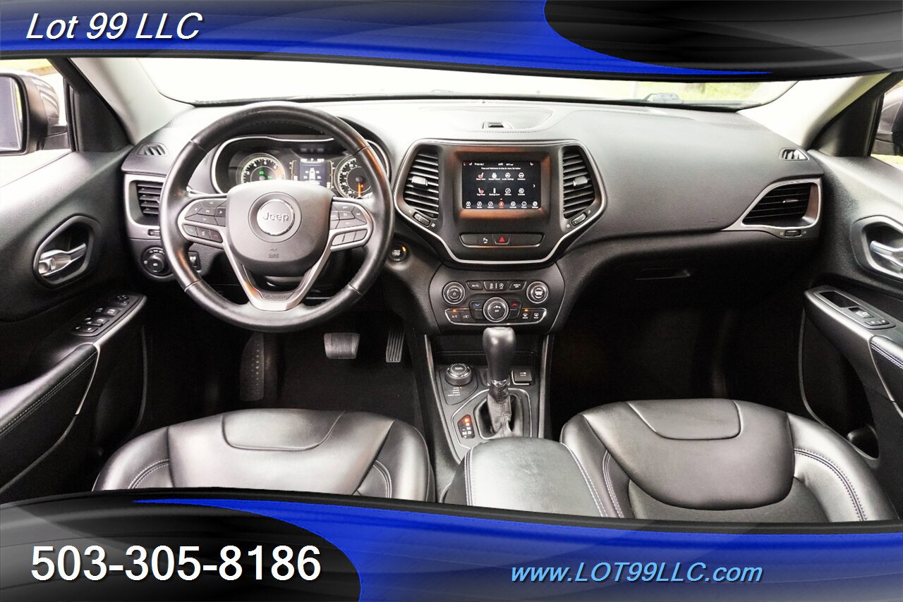 Used 2019 Jeep Cherokee Latitude Plus w/ Cold Weather Group AWD/4WD image 2