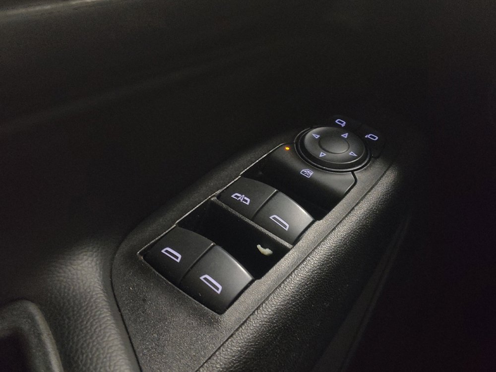 Used 2018 Chevrolet Equinox LT FWD image 27