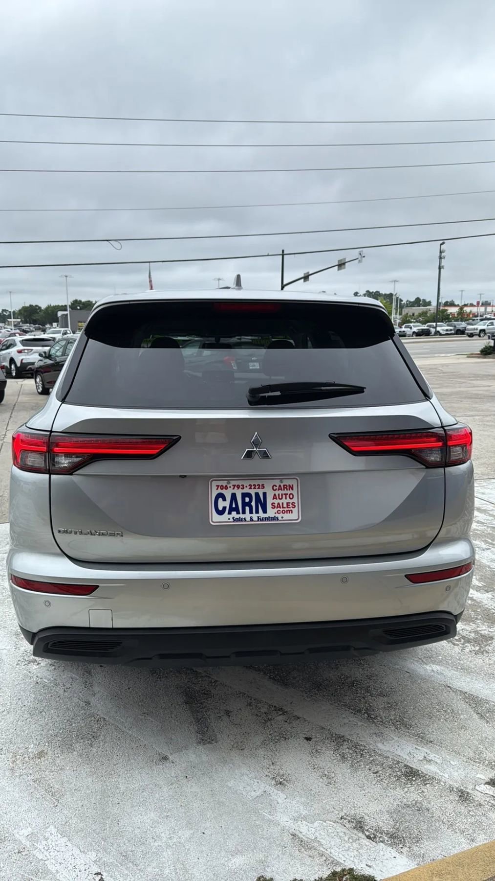 Used 2024 Mitsubishi Outlander ES image 5