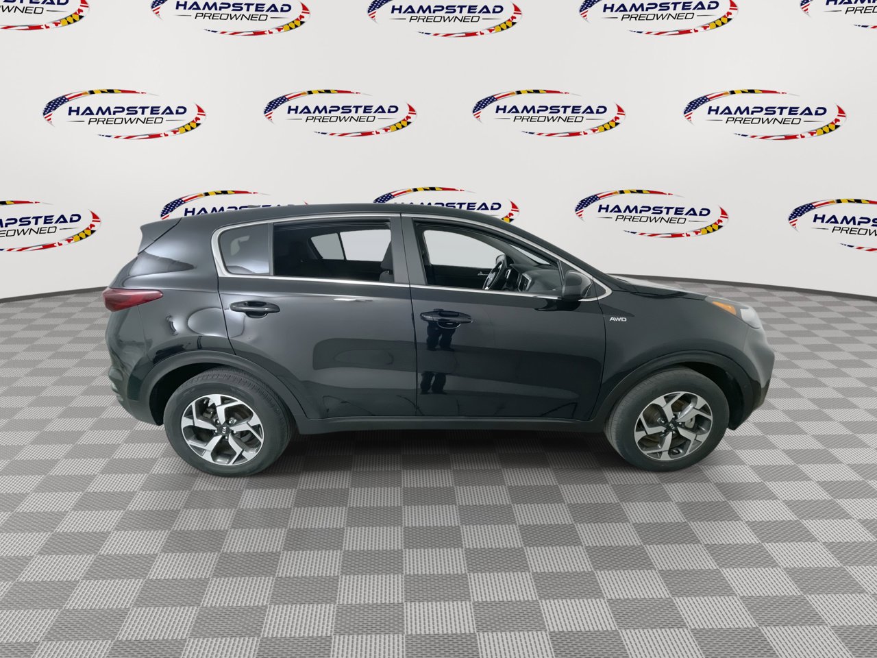 Used 2022 Kia Sportage LX AWD/4WD image 9