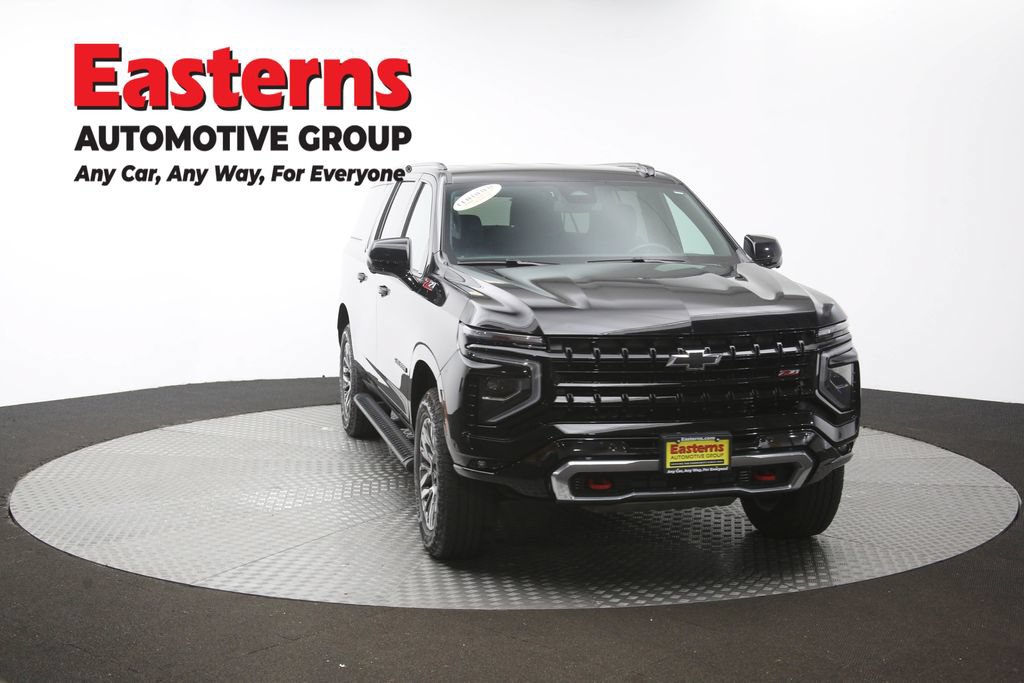 Used 2025 Chevrolet Suburban Z71 AWD/4WD image 56