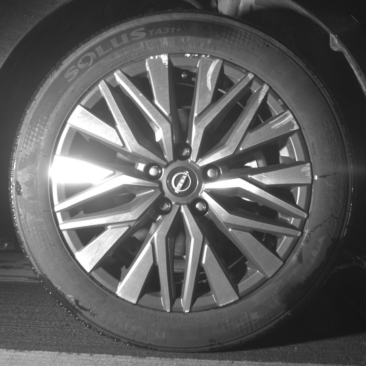 Used 2025 Nissan Altima 2.5 SV image 13