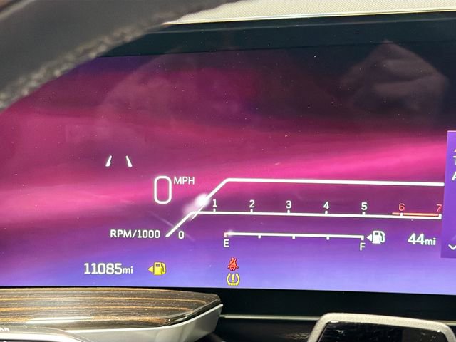 Certified 2025 Cadillac Escalade ESV Premium Luxury image 11