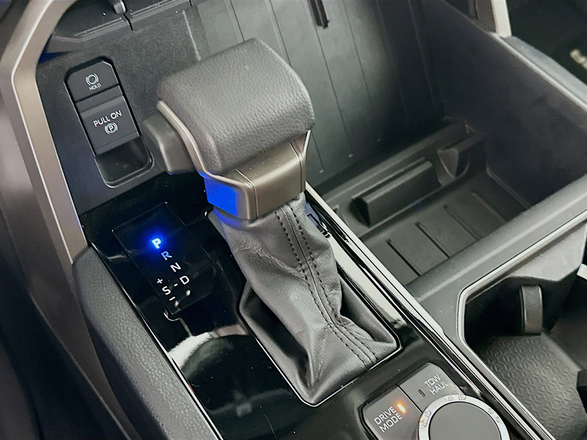 Used 2023 Toyota Tundra SR5 w/ SR5 Convenience Package image 24