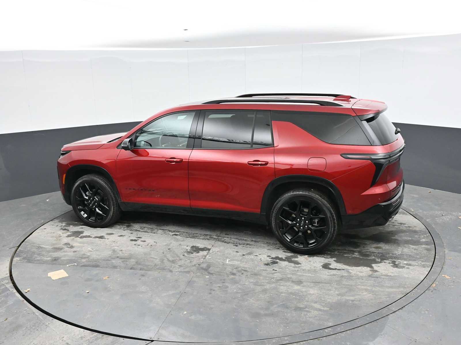 Used 2024 Chevrolet Traverse RS w/ LPO, Floor Liner Package AWD/4WD image 36
