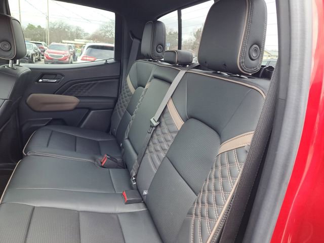 Used 2023 GMC Canyon Denali image 18