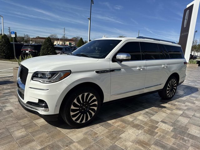 Used 2024 Lincoln Navigator L Black Label image 6