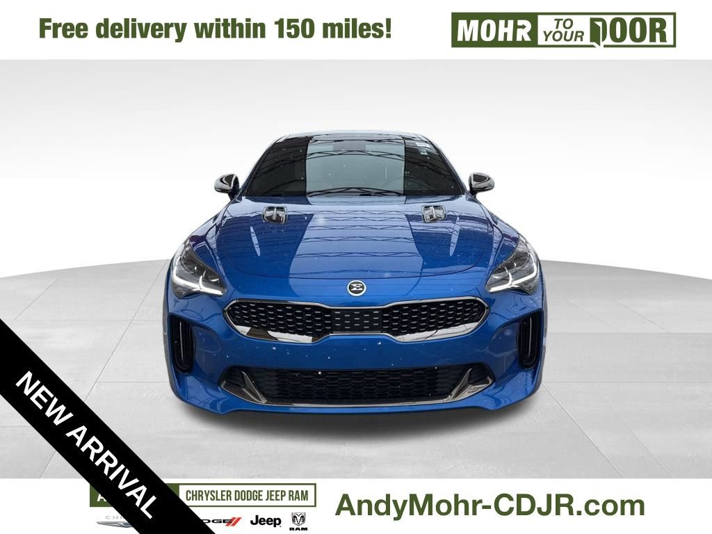 Used 2018 Kia Stinger GT2 image 2