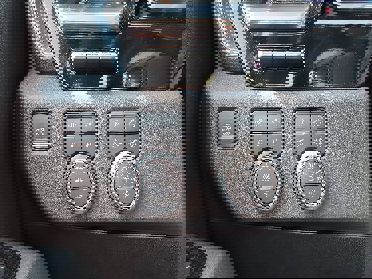 New 2026 Chevrolet Silverado 2500 LTZ w/ LTZ Plus Package AWD/4WD image 18