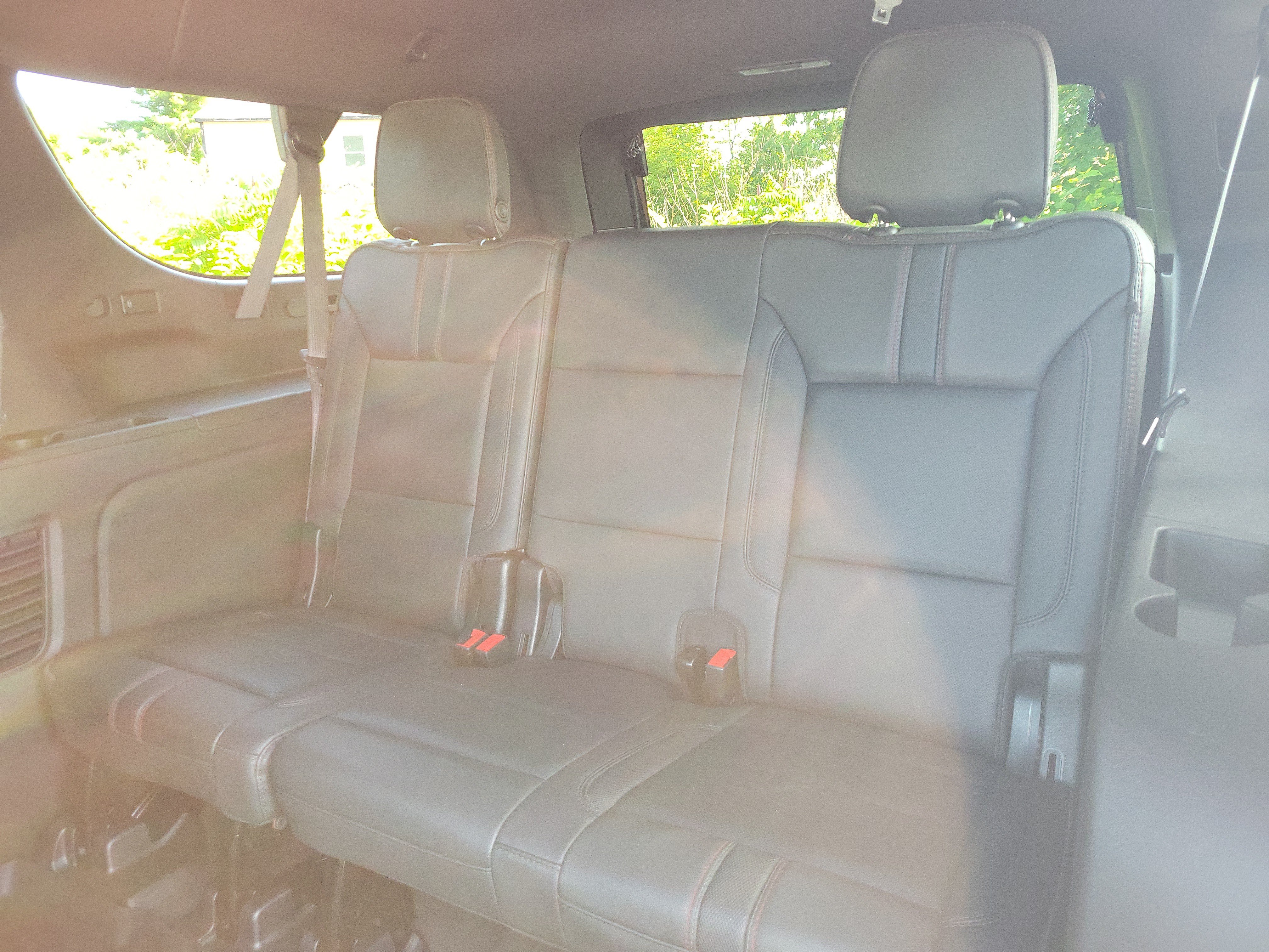 Used 2023 Chevrolet Suburban RST w/ Luxury Package AWD/4WD image 17
