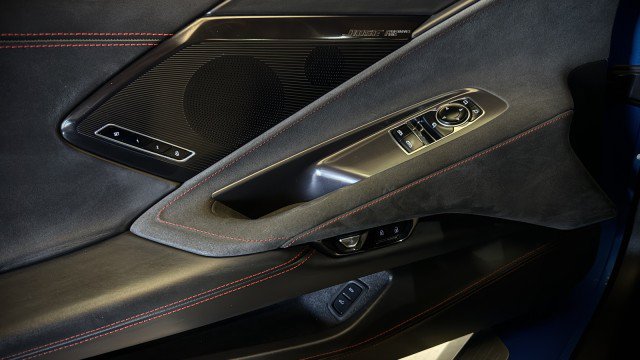 Used 2024 Chevrolet Corvette Stingray Premium Cpe w/ Z51 Performance Package RWD image 12
