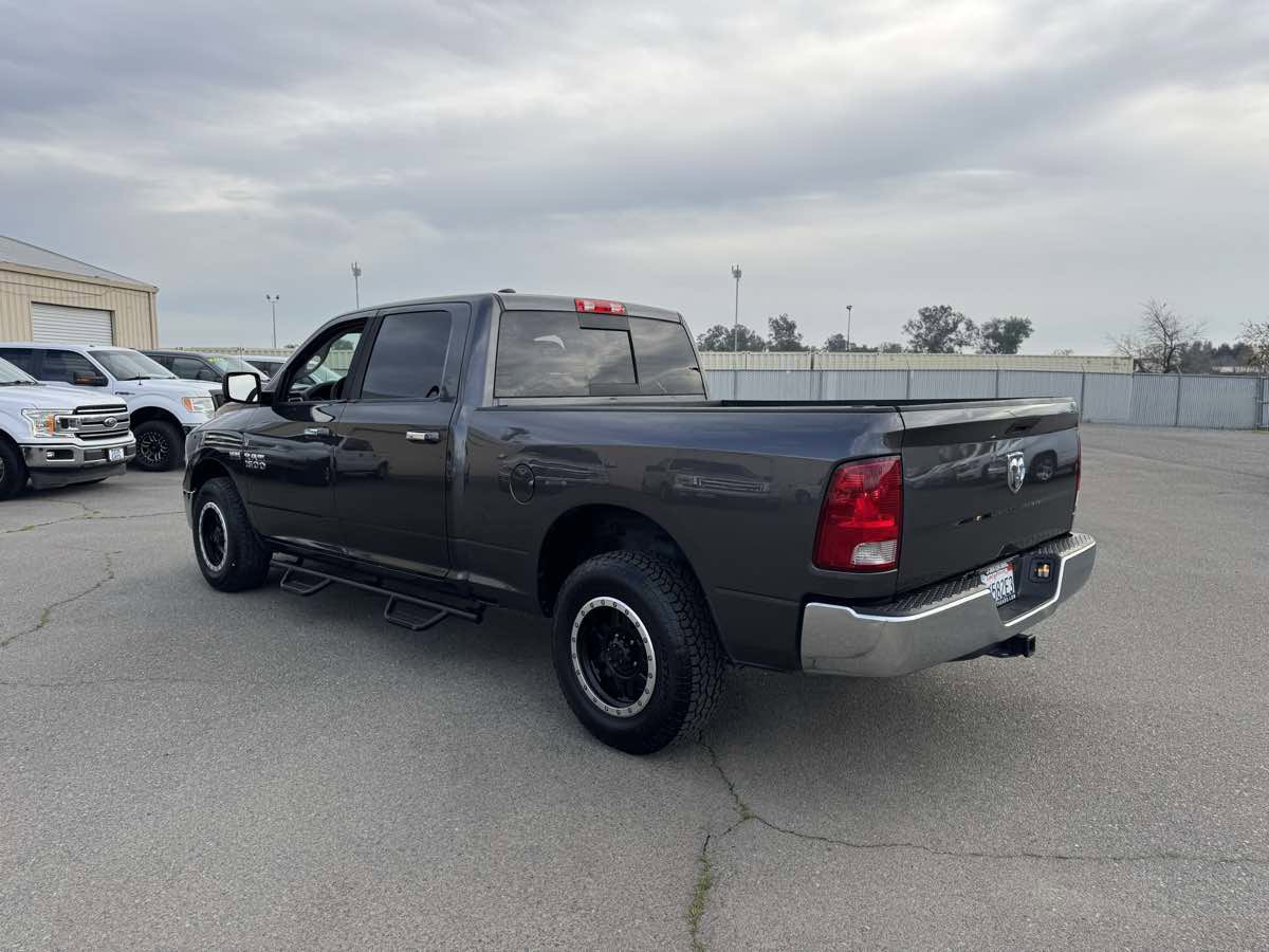 Used 2017 RAM 1500 Classic SLT image 8