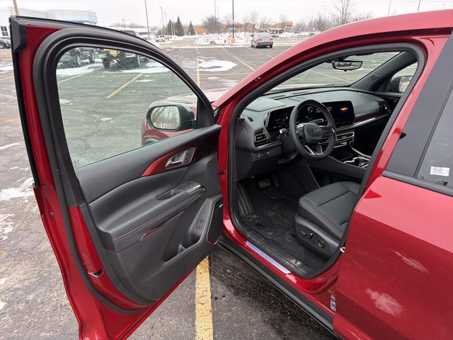 New 2026 Chevrolet Traverse Z71 w/ Enhanced Driving Package image 9