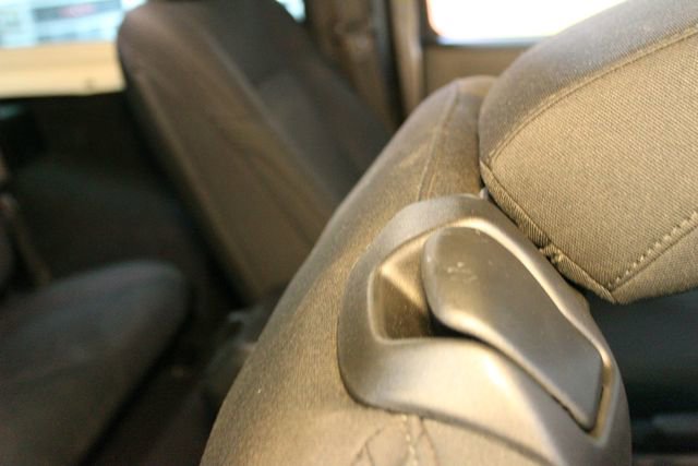 Used 2021 Jeep Wrangler Sport S image 12