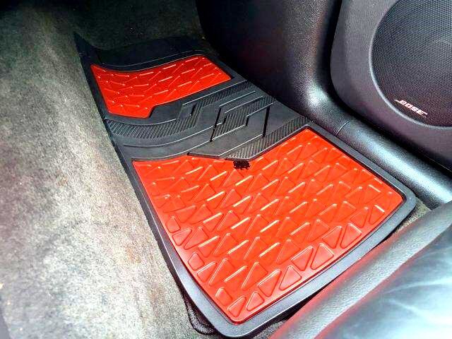 Used 2003 Chevrolet SSR w/ Preferred Equipment Group image 30