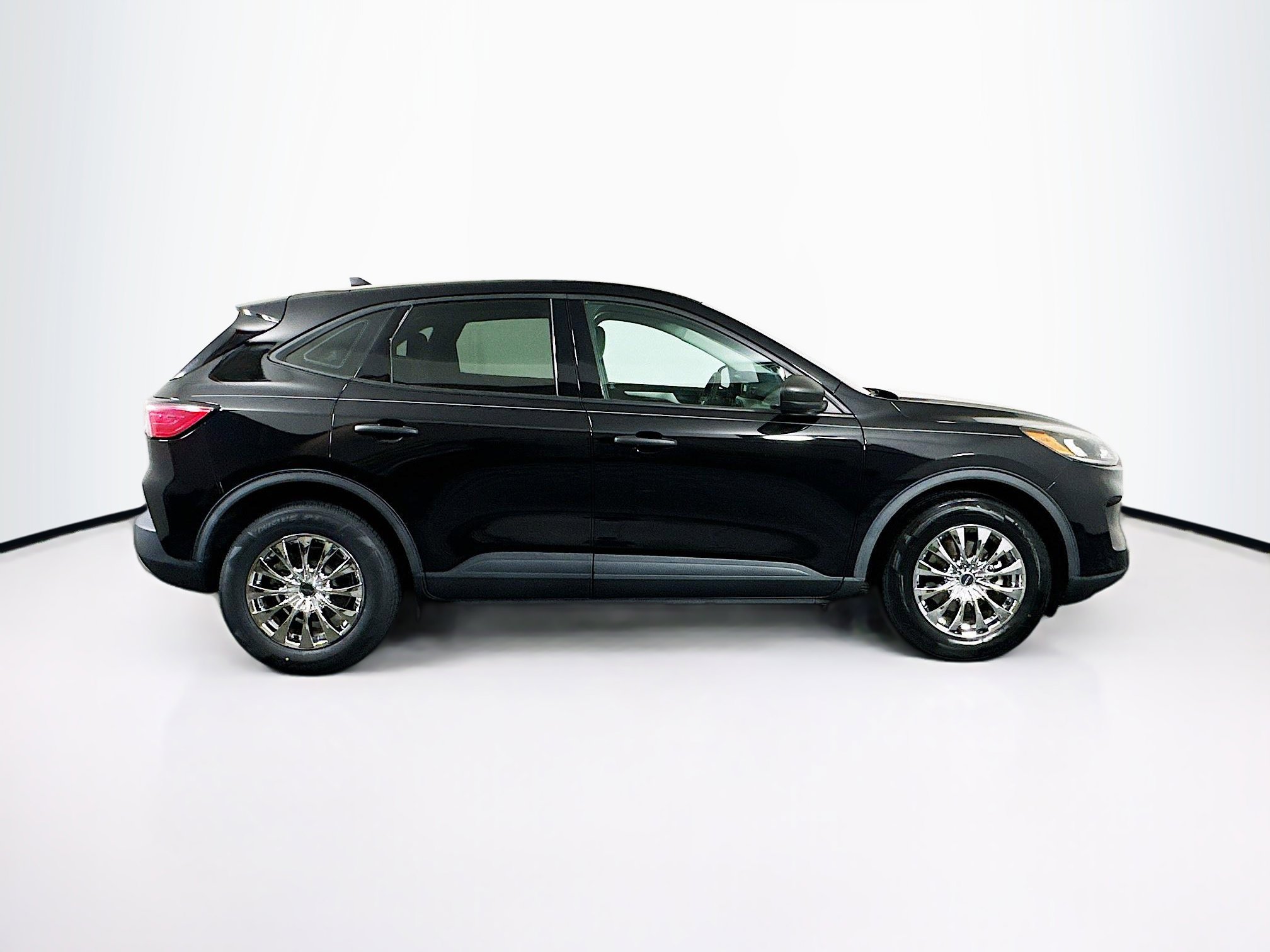 Used 2022 Ford Escape S image 10