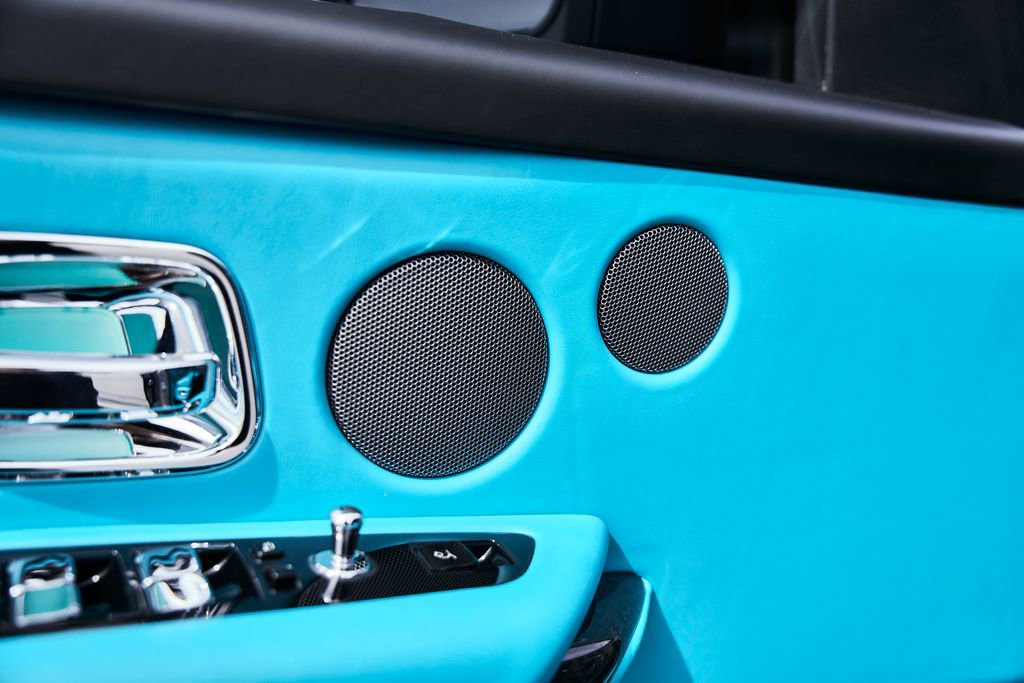 Used 2025 Rolls-Royce Cullinan Black Badge image 37