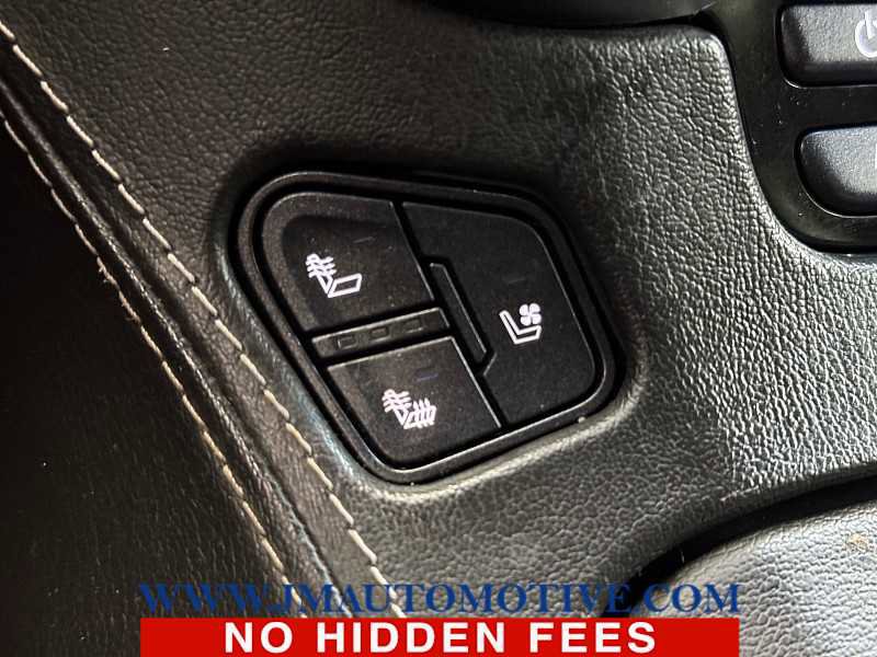 Used 2020 Chevrolet Suburban Premier image 39