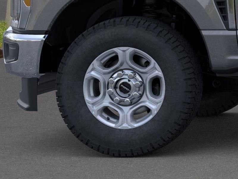 New 2026 Ford F250 XLT w/ FX4 Off-Road Package image 19